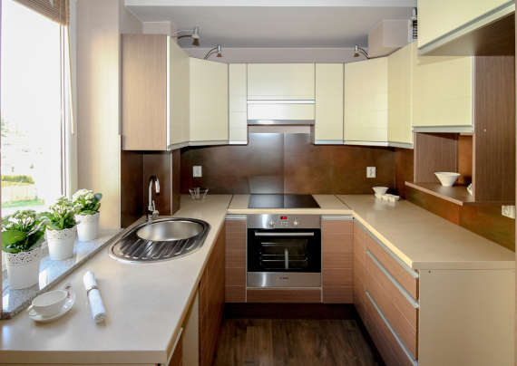 Küche - eines der am meisten nach Maß angefertigten Möbel und das heimliche Herzstück eines jeden Wohnbereiches
